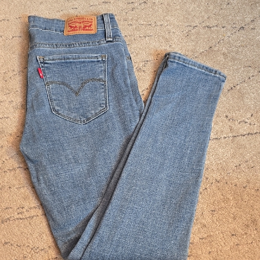 Levi's Blue Skinny Jeans with Modern Fit - Picture 10 of 12
